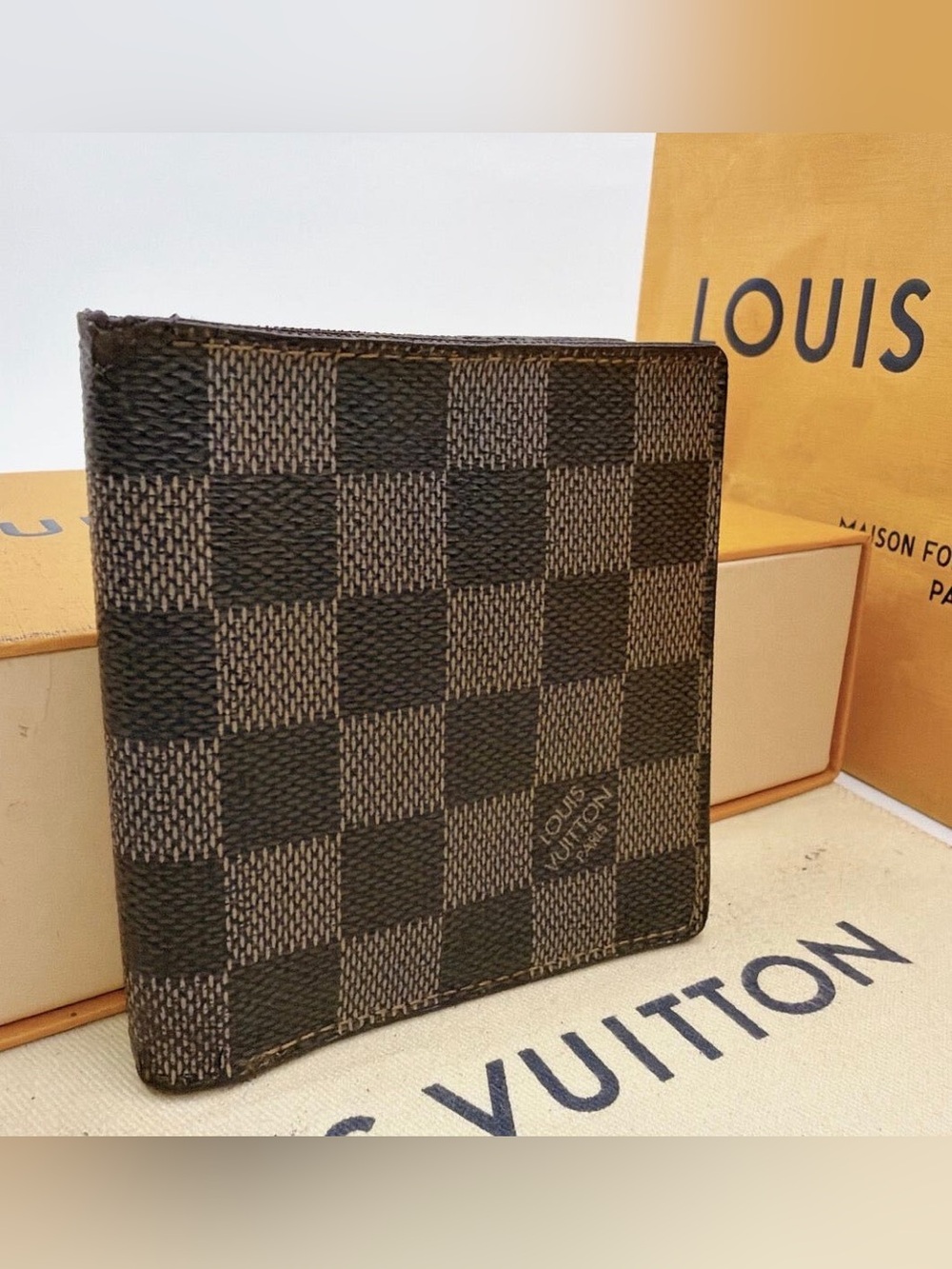 Louis Vuitton Damier Ebene Bilfold Wallet